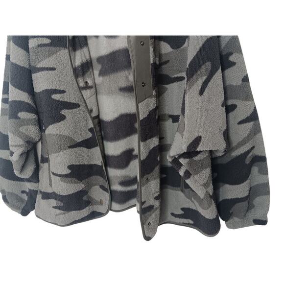 New without Tags EASEL Soft Camo Print Lined Fleece Jacket Side Pockets SZ S - Picture 8 of 16